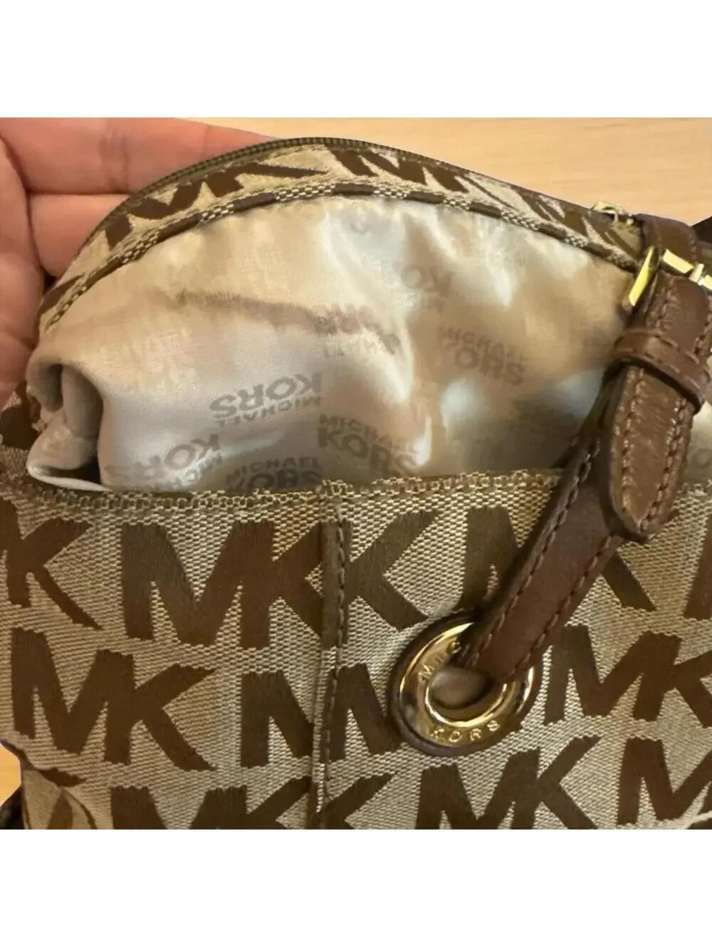 Michael Kors Tote Bag Canvas East West Jacquard Classic Business Gold Fob